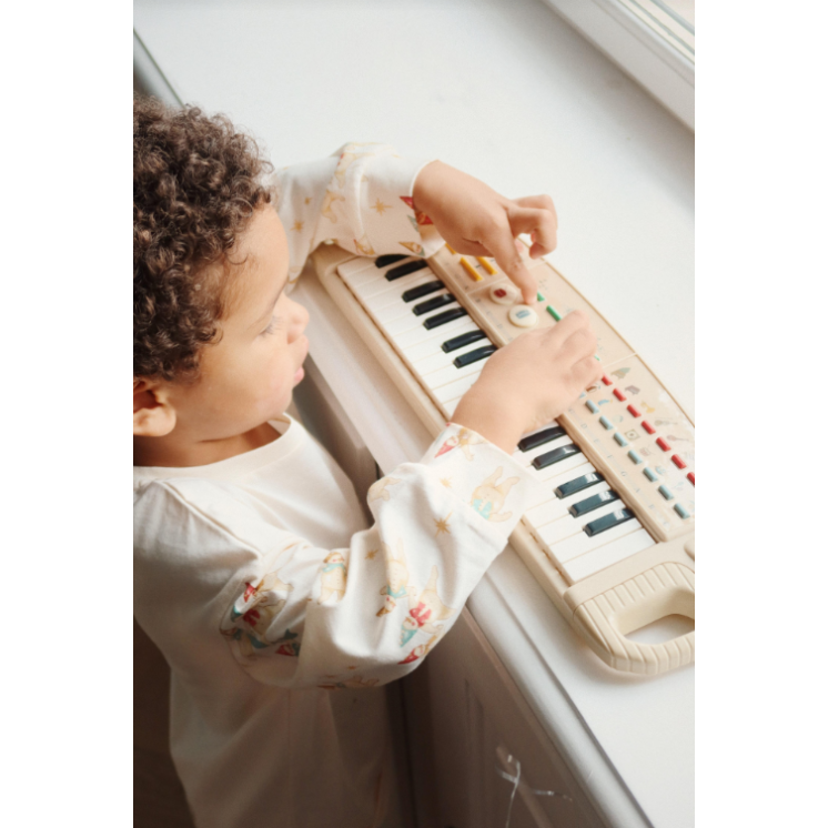 MUSIC KEYBOARD