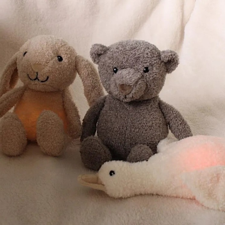 Peluche Lumineuse Bébé – Veilleuse Rechargeable & Douce | Little Simone